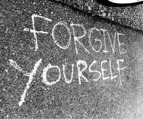 How to Forgive Yourself: Tips for Self-Forgiveness