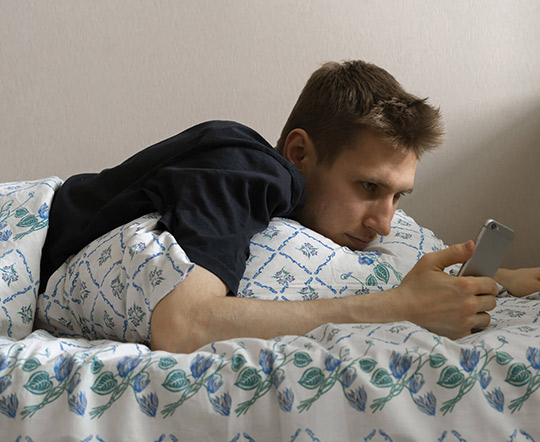 Social Media Interrupt Sleep