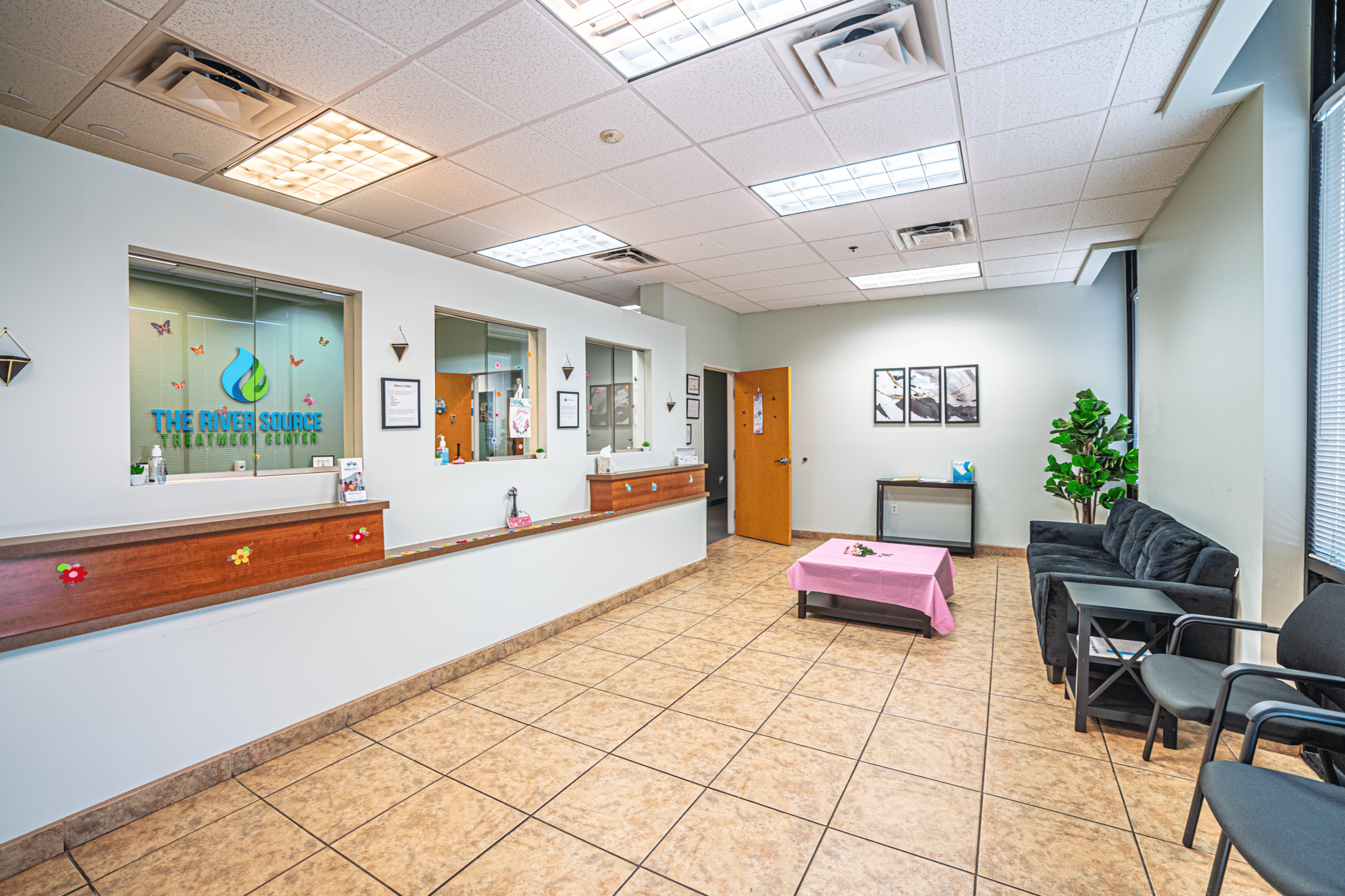teh-river-source-arizona-addiction-treatment-front-lobby